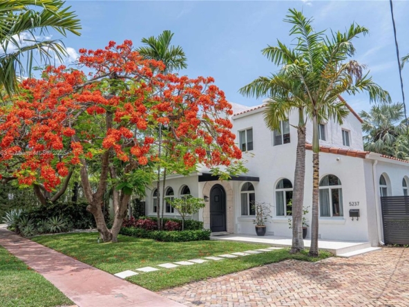 5f114bd9ff1e436fdc5594a6732feb0e P F.jpg